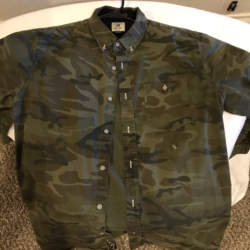 FOURSTAR Camo Long Sleeve.